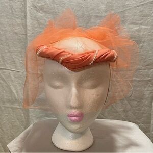 Fedora Fascinator vintage. Coral color pearl accent.  50’s 60’s. Preowned.